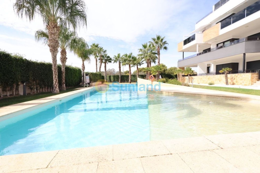 Resale - Apartment - Orihuela Costa - 