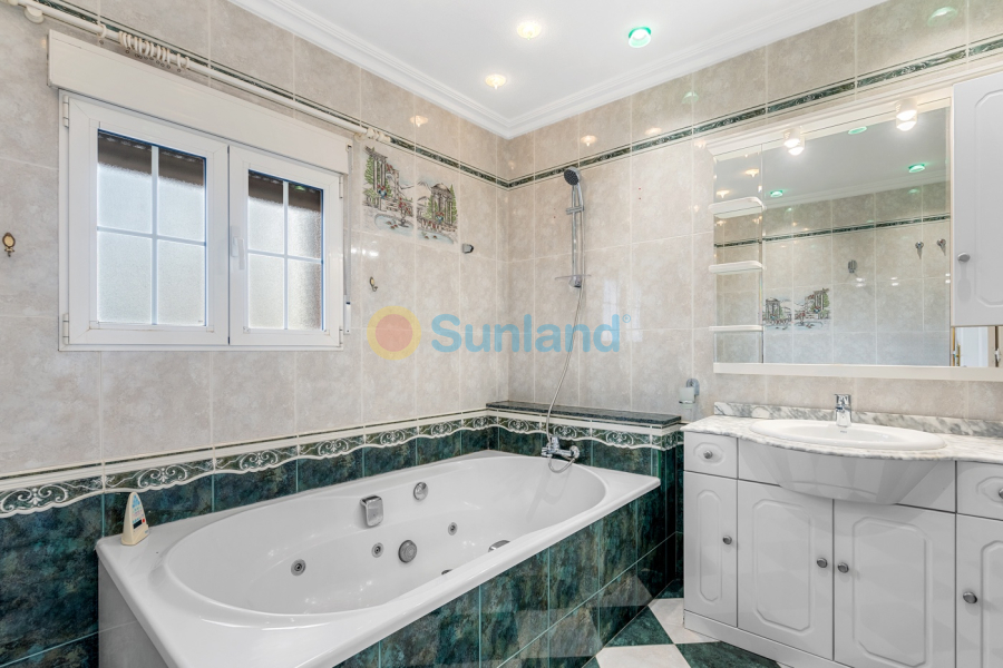 Brukte eiendommer - Villa - Torrevieja