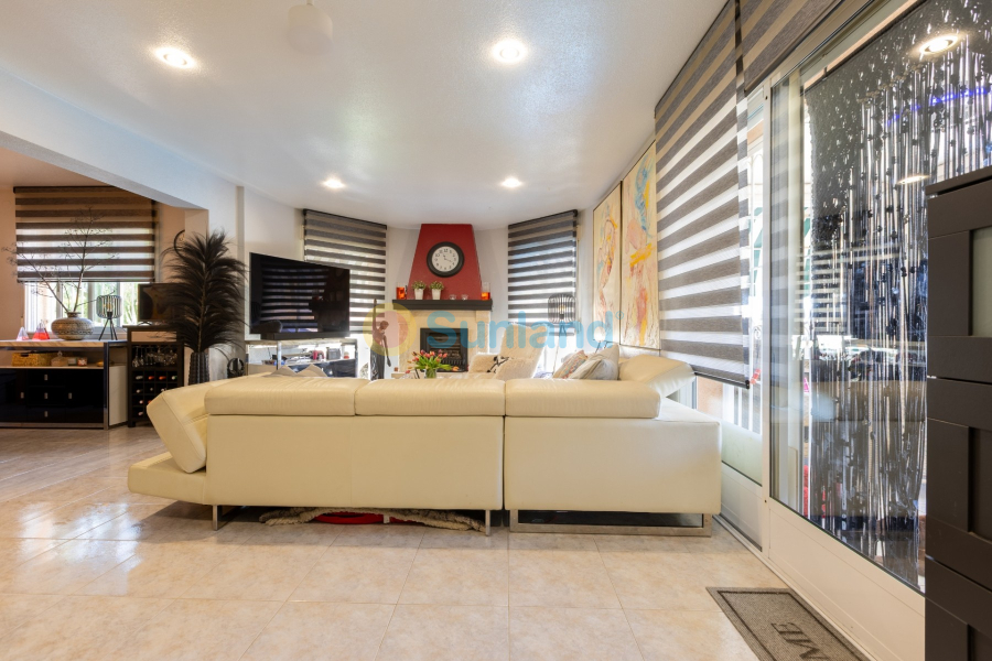 Вторичка - Bилла - Benijofar