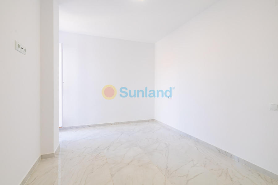 Segunda mano - Ático - Torrevieja - Acequion