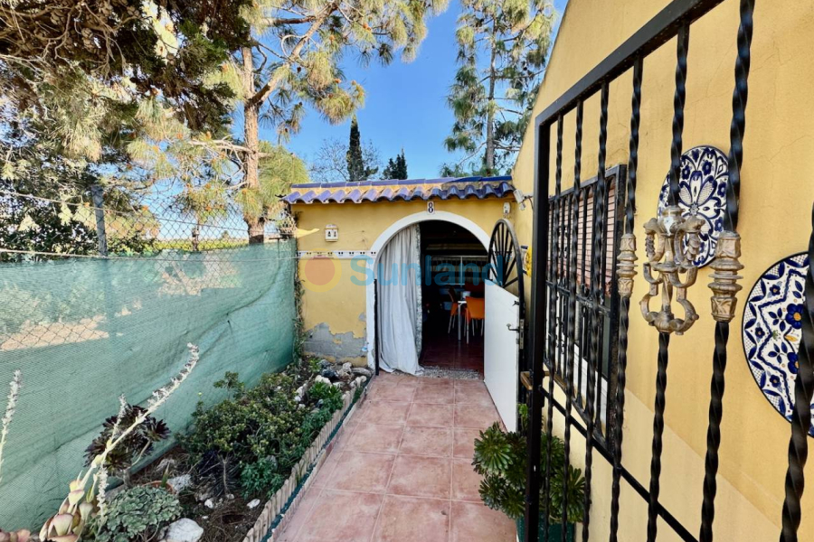 Resale - Country house - Guardamar del Segura - 