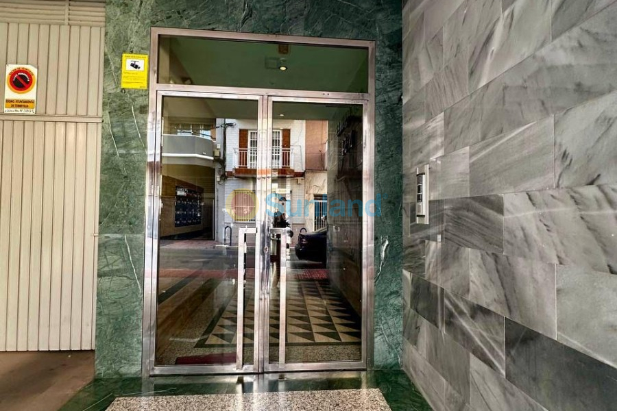 Resale - Apartment - Torrevieja