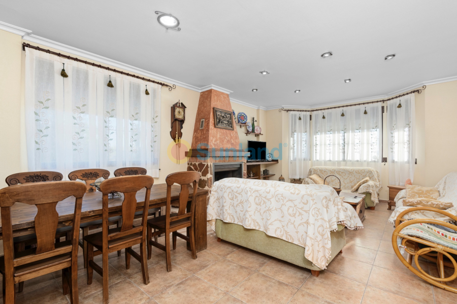 Resale - Country estate - Beniel - Carretera de Beniel