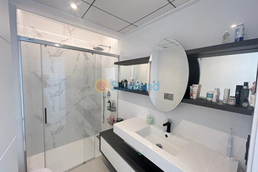 Resale - Apartment - Guardamar del Segura - 