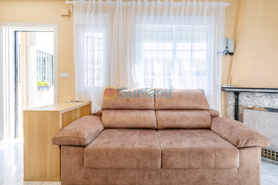 Segunda mano - Casa de Pueblo - Torrevieja - Torreta - florida