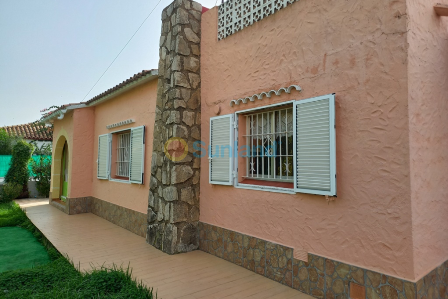 Resale - Villa - Els Poblets