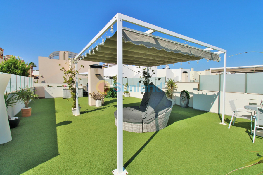 Resale - Villa - Villamartin