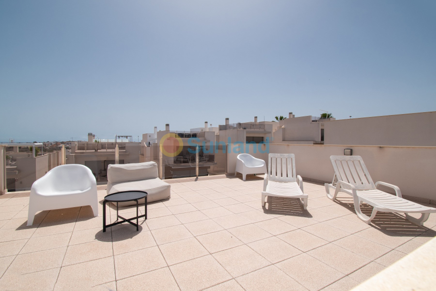 Använda fastigheter - Villa - Orihuela Costa - Villamartin