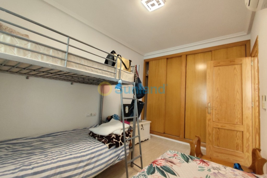Resale - Apartment - Orihuela Costa