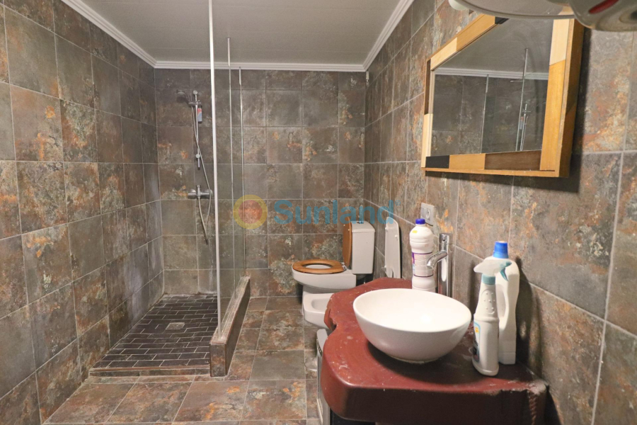 Resale - Villa - El Campello - 