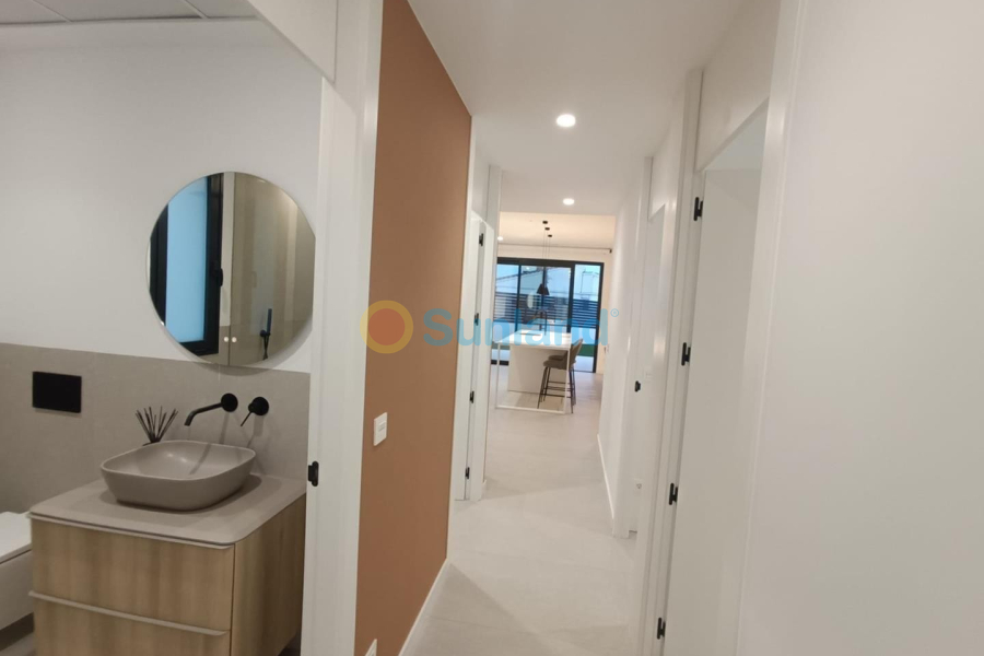 Вторичка - Bилла - Ciudad Quesada