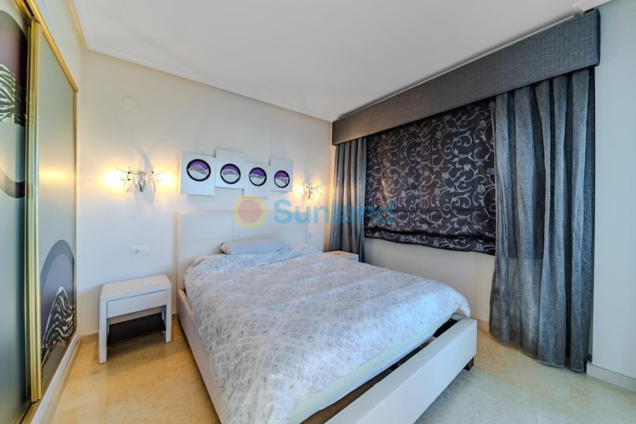 Segunda mano - V - Torrevieja - Torre la mata