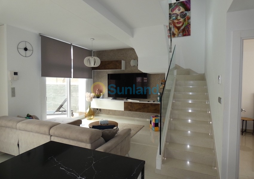 Вторичка - Bилла - Ciudad Quesada