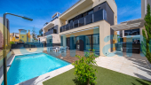 Använda fastigheter - Villa - Orihuela Costa - Lomas De Cabo Roig