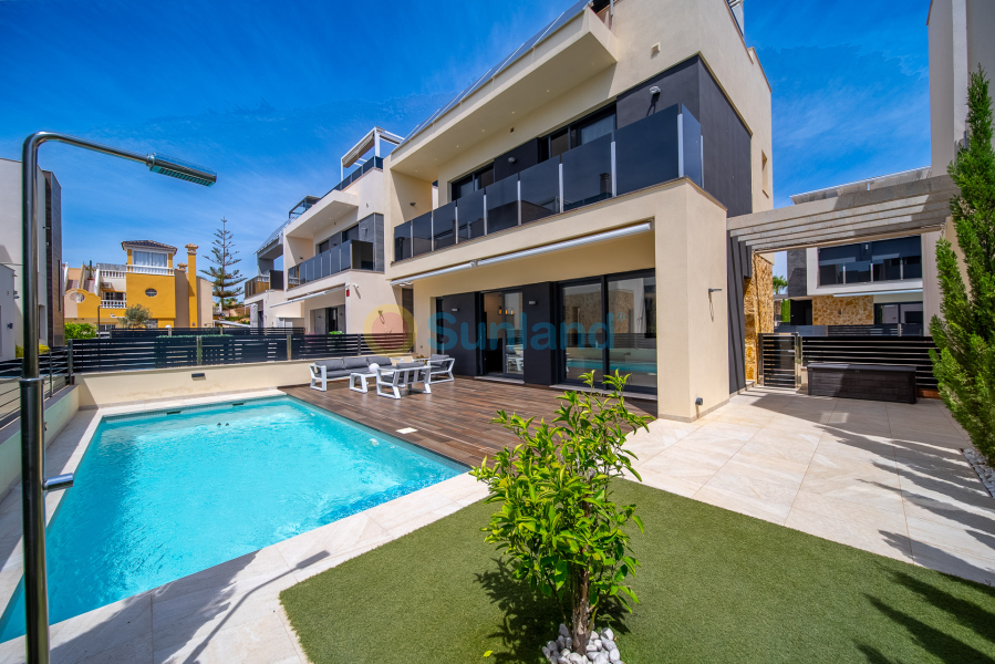 Använda fastigheter - Villa - Orihuela Costa - Lomas De Cabo Roig