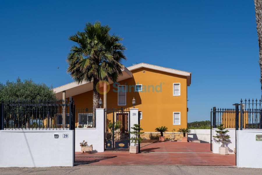 Segunda mano - Chalet - Orihuela