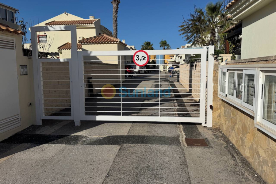 Använda fastigheter - Villa - Ciudad Quesada