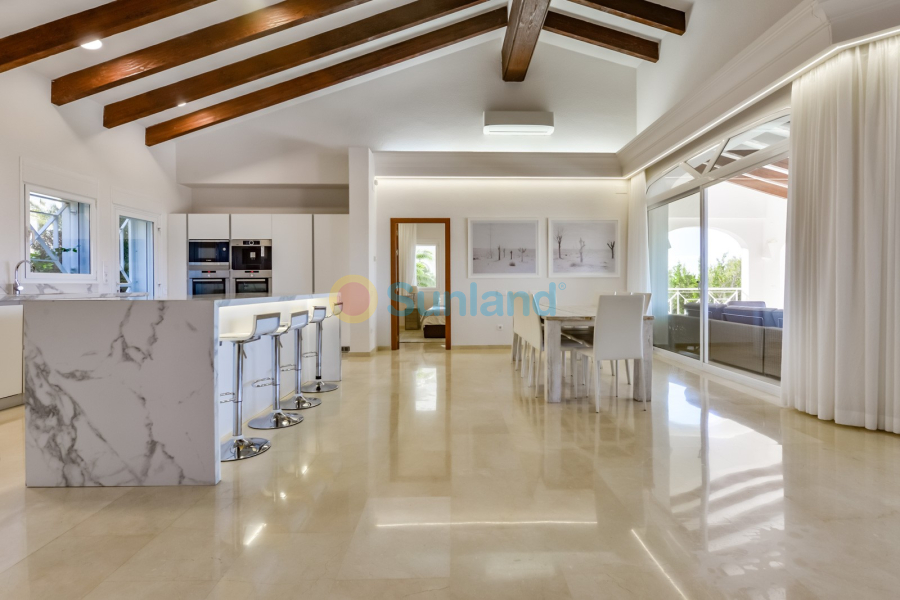 Resale - Villa - Altea - Sierra de Altea