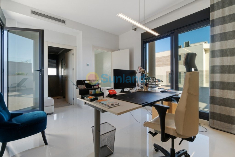 Resale - Villa - Orihuela Costa - Agua Marina