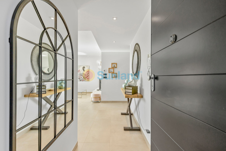 Resale - Apartment - Orihuela Costa - 