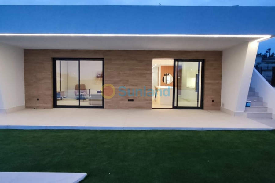 Вторичка - Bилла - Ciudad Quesada