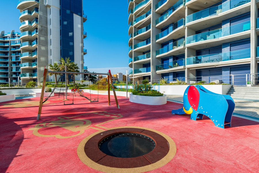 Resale - Apartment - Orihuela Costa - Punta Prima