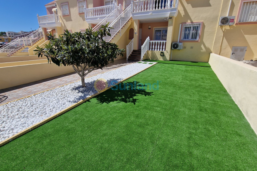 Resale - Townhouse - Orihuela Costa - Villamartin