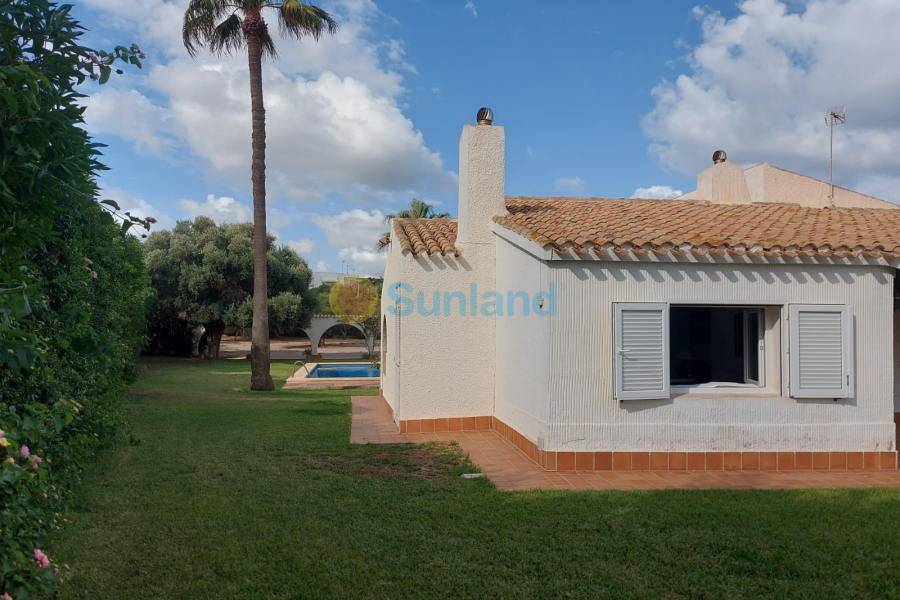 Använda fastigheter - Villa - La Manga del Mar Menor