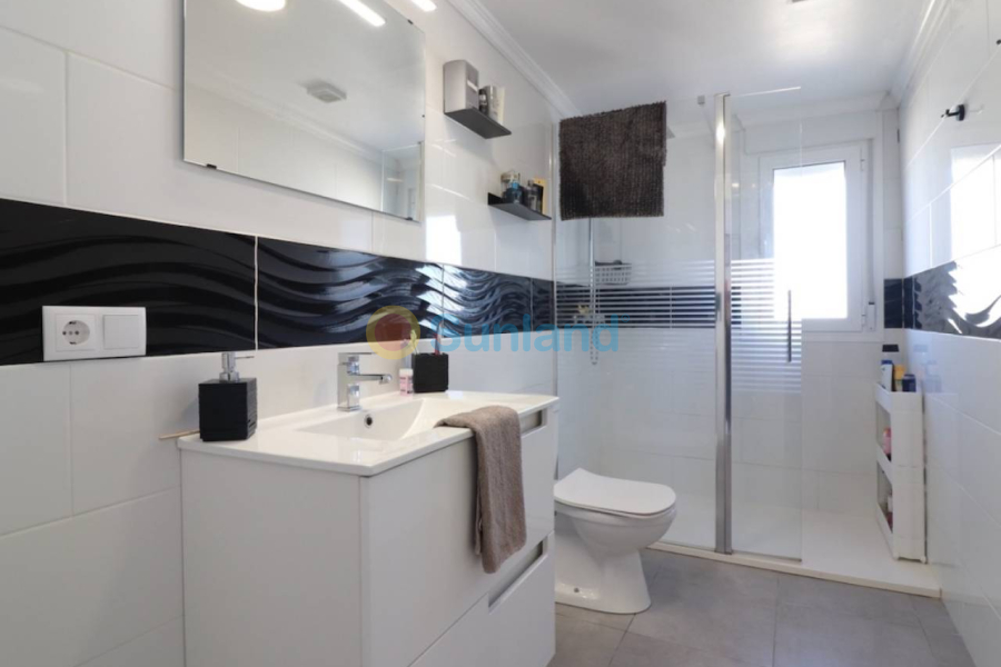 Använda fastigheter - Villa - Rojales