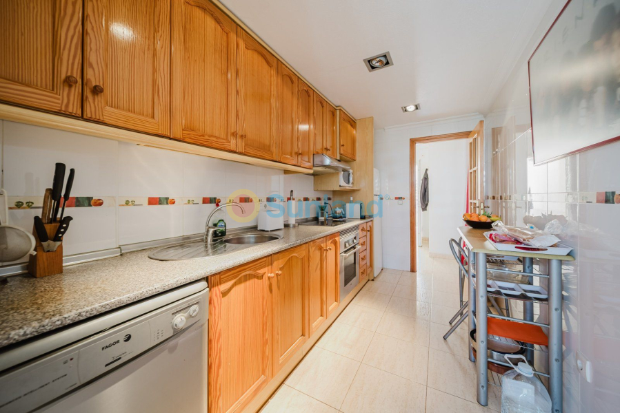 Resale - Apartamento - Orihuela Costa - Playa Flamenca