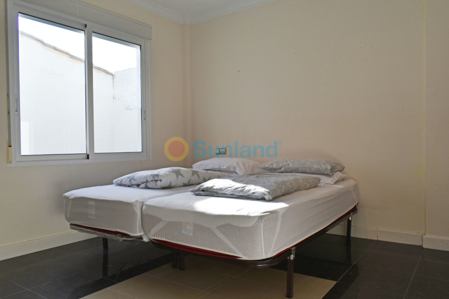 Resale - V - Torremendo