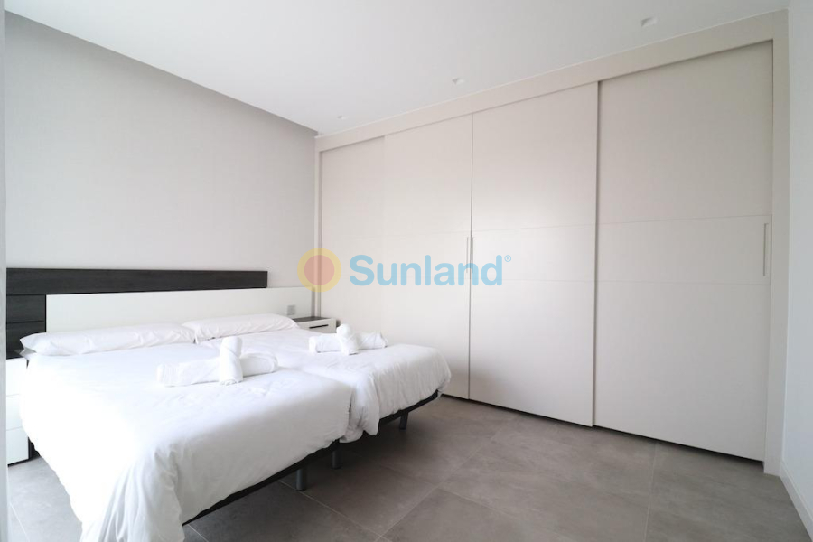 Segunda mano - V - Orihuela Costa - Campoamor