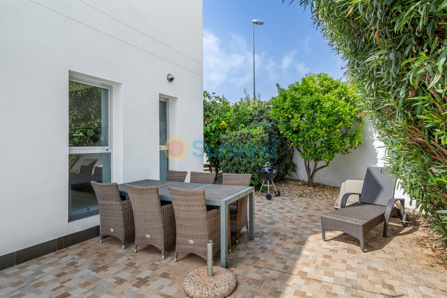 Segunda mano - Chalet - Ciudad Quesada