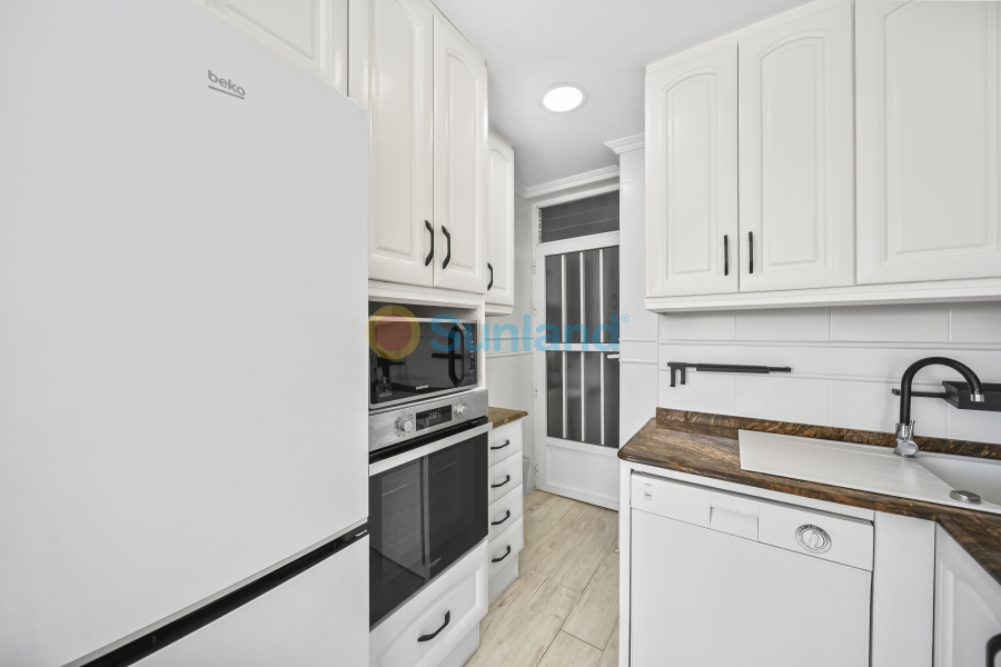 Segunda mano - Apartamento - Torrevieja - Puerto