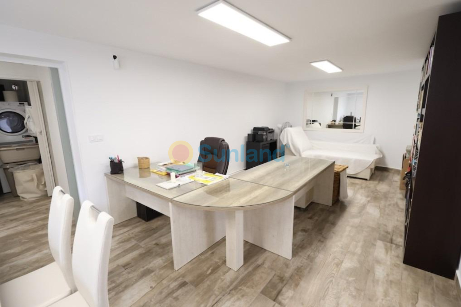 Segunda mano - V - San Miguel De Salinas - Las filipinas