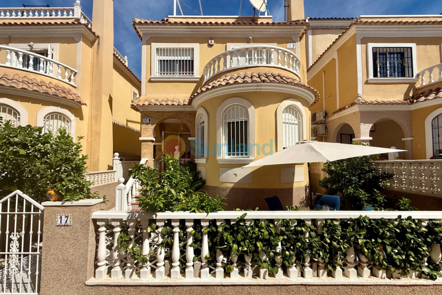 Brukte eiendommer - Villa - Orihuela Costa - Villamartin