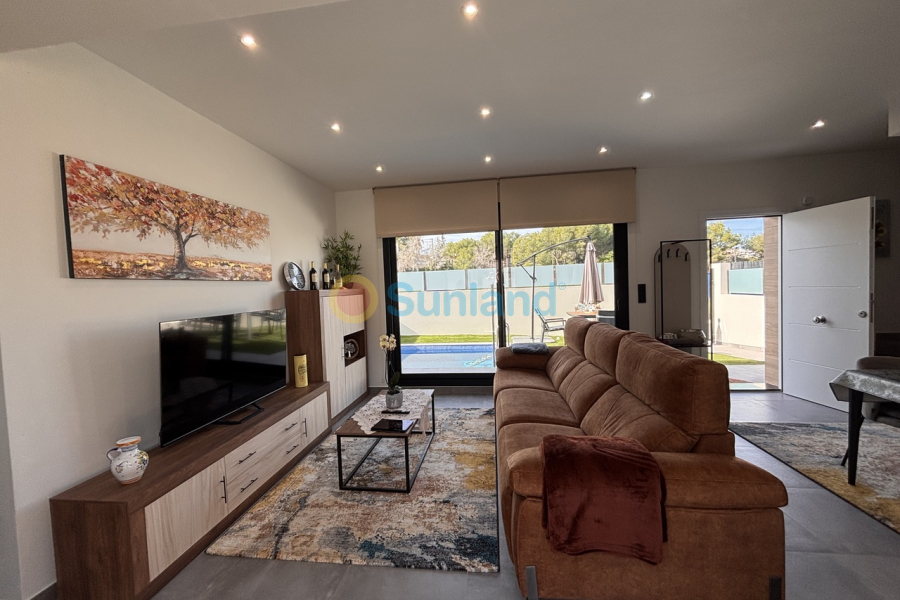 Använda fastigheter - V - Villamartin