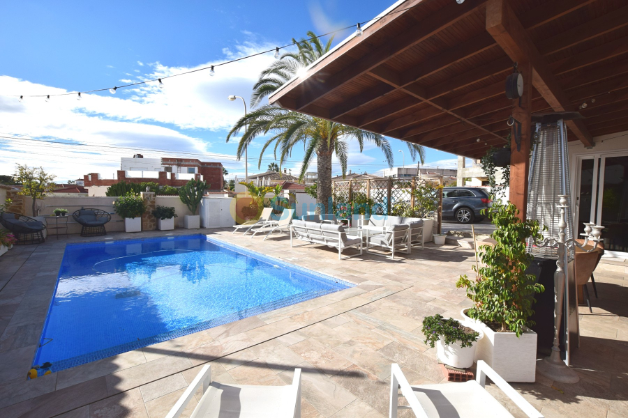 Segunda mano - Detached Villa - Ciudad Quesada - Central Quesada