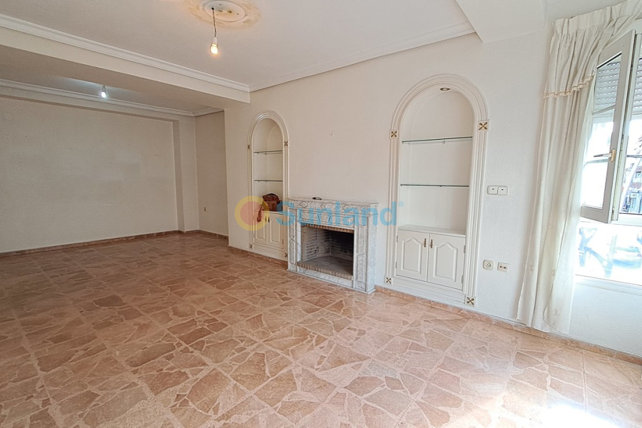 Segunda mano - A - Torrevieja