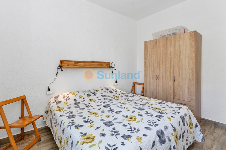 Resale - Villa - Torrevieja - 