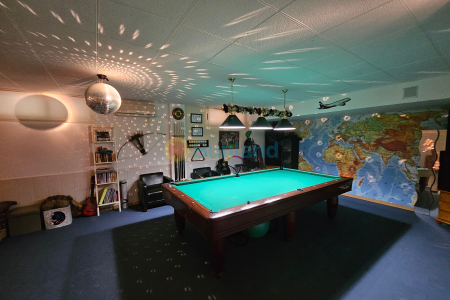 Använda fastigheter - Villa - Los Altos - Royal Park