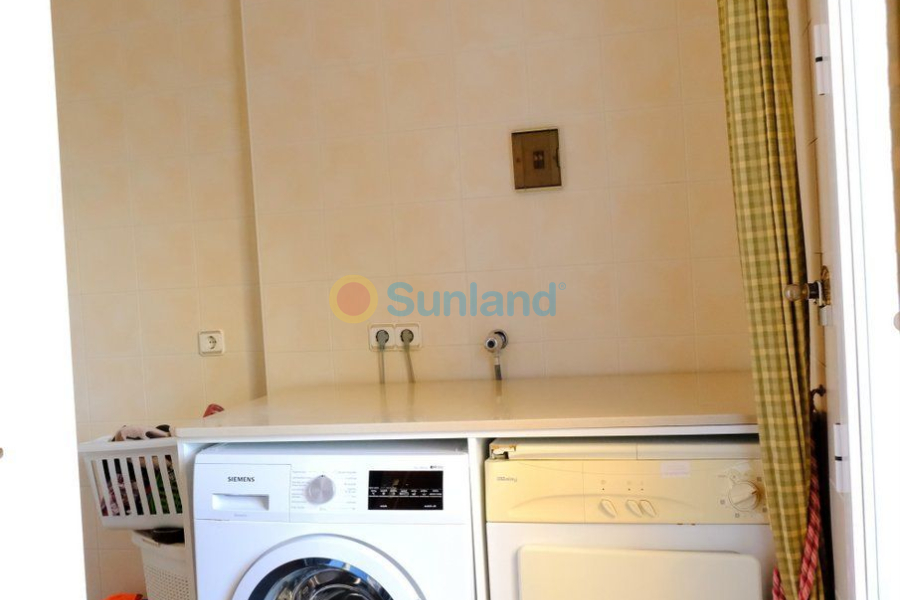 Segunda mano - Chalet - Orihuela