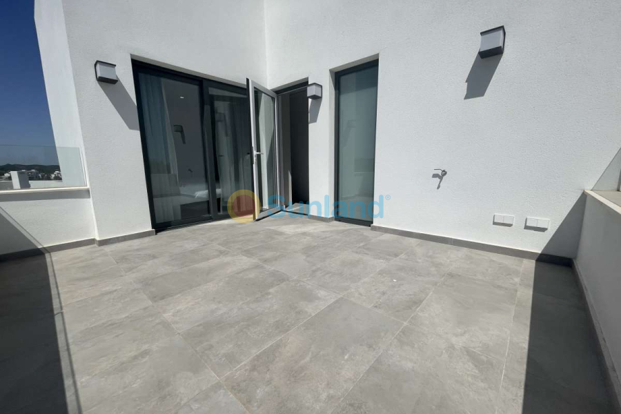 Segunda mano - Chalet - Orihuela - Las Colinas Golf