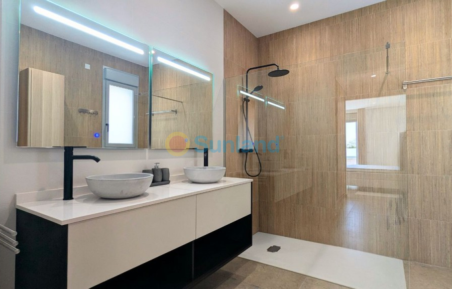 Resale - Detached Villa - Benijofar