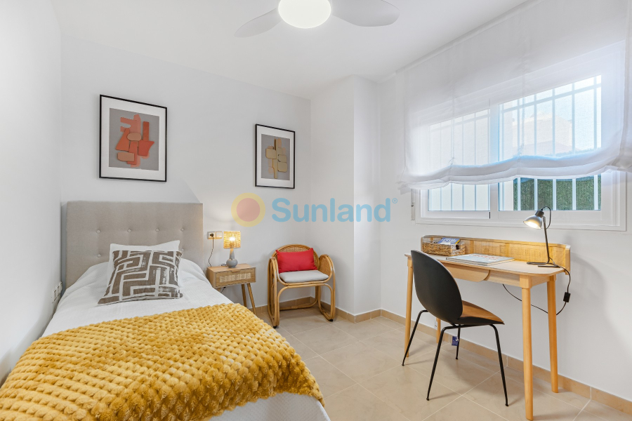 Resale - Apartment - Orihuela Costa - Lomas De Cabo Roig