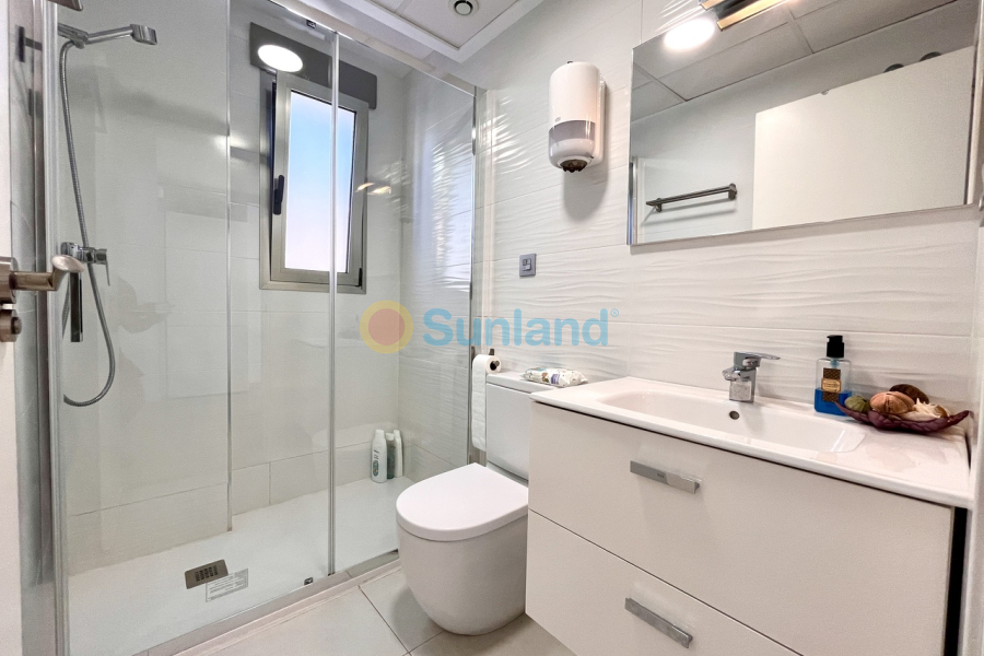 Resale - V - Torre De La Horadada