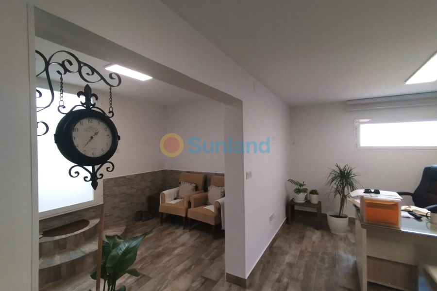 Segunda mano - V - San Miguel De Salinas - Las filipinas