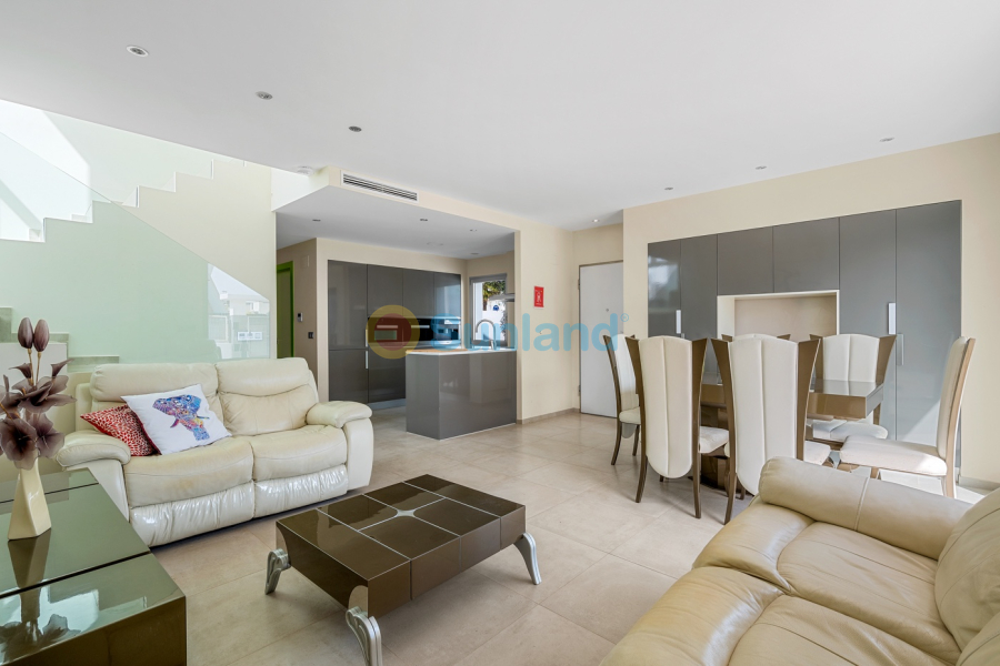 Segunda mano - Chalet - Ciudad Quesada