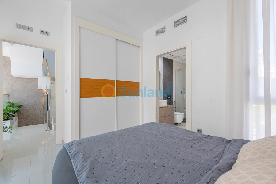 Resale - Villa - Ciudad Quesada - Rojales