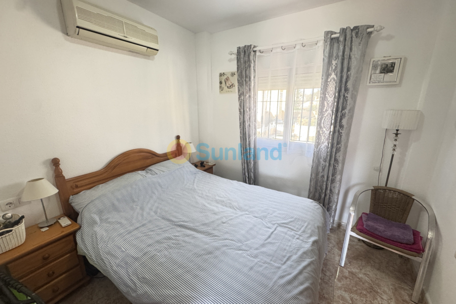 Använda fastigheter - Villa - Villamartin - Lomas del Golf